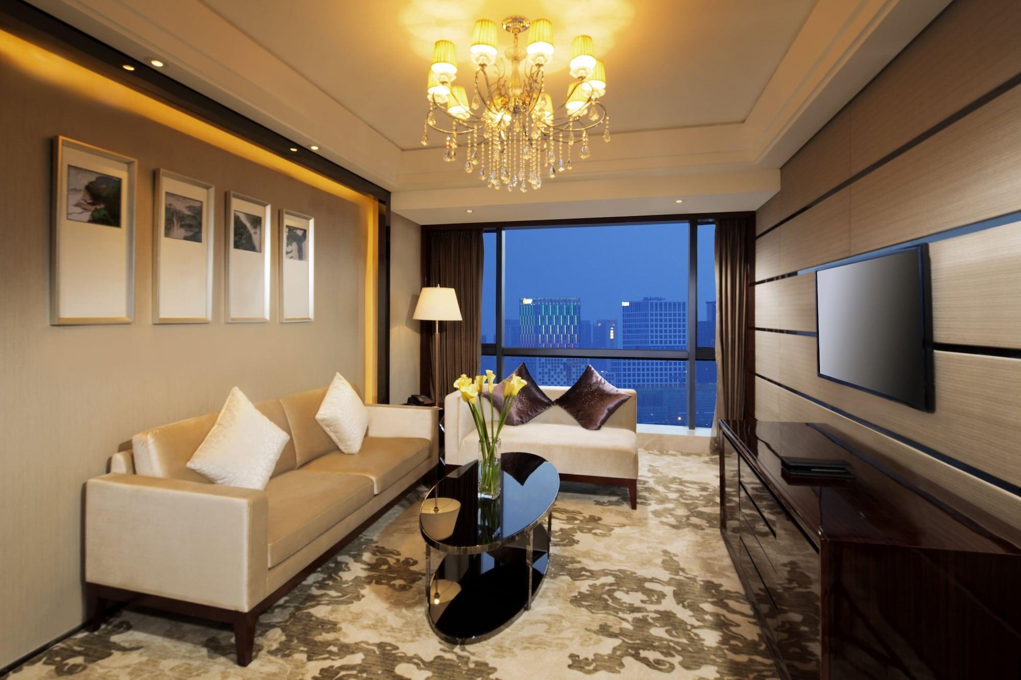 Hilton Foshan - Visit The Lobby Aquarium Exterior photo