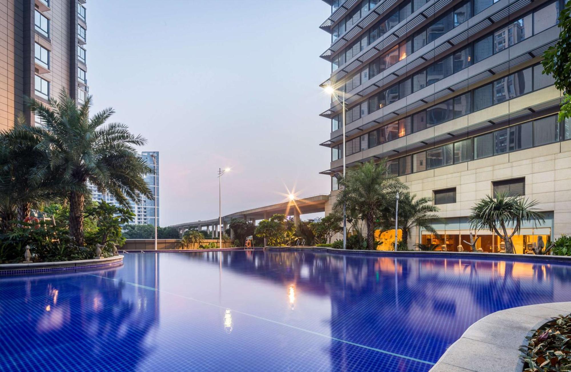 Hilton Foshan - Visit The Lobby Aquarium Exterior photo